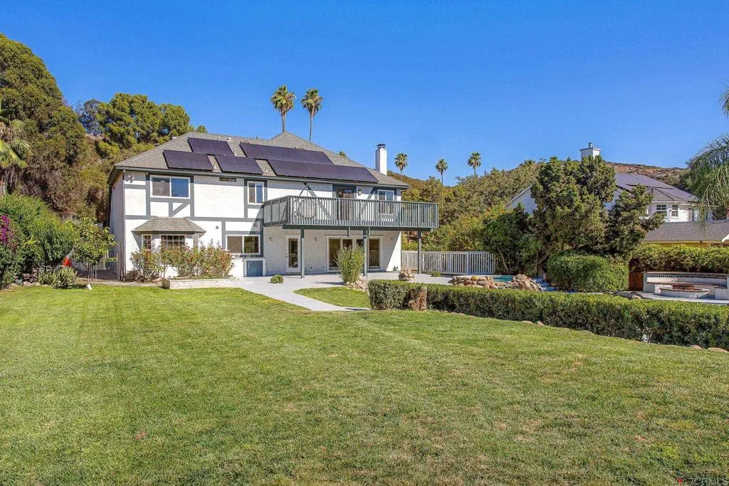 https://cdn.realtyfeed.com/cdn/127/306755780/dc4738fc2f2a2f290800ca875581411a.webp