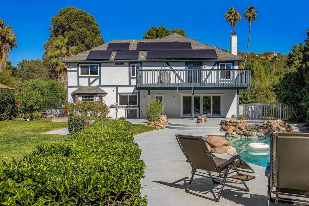 https://cdn.realtyfeed.com/cdn/127/306755780/de009944f170634ad01ada4fb0c374ef.webp