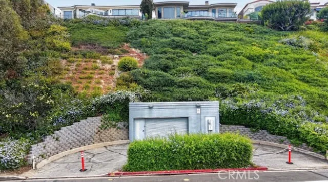 1202 Bayside, Corona del Mar, CA 92625 - Photo 2 of 4, Corona Del Mar, CA