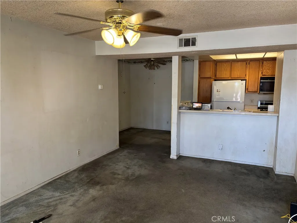 9714 Sepulveda Unit 113, North Hills, CA 91343 - Photo 3 of 13, North Hills, CA