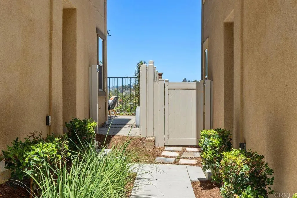 https://cdn.realtyfeed.com/cdn/127/306755824/079482d85a033575fd50c40f7d2b56a4.webp