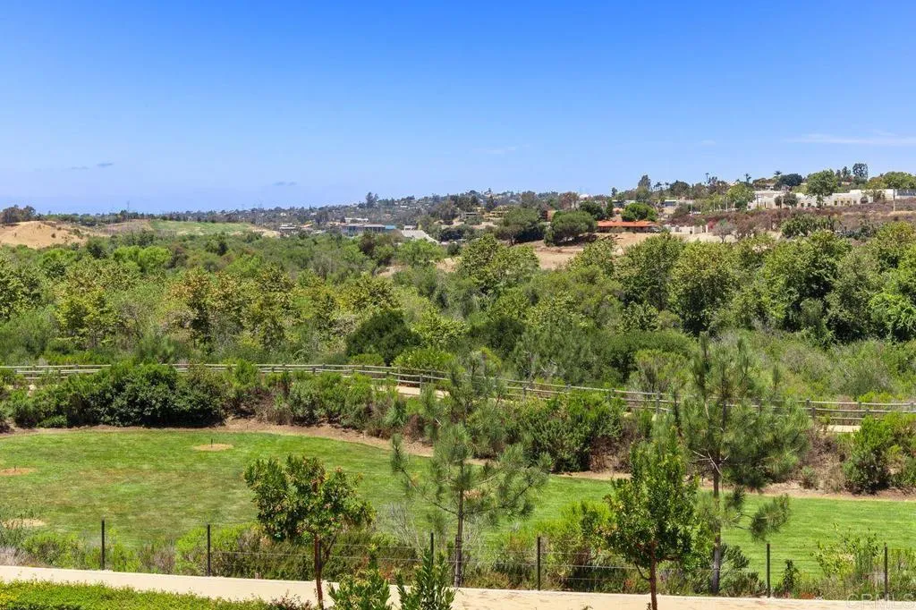 https://cdn.realtyfeed.com/cdn/127/306755824/576e57e4f8abca477d2b087017432534.webp