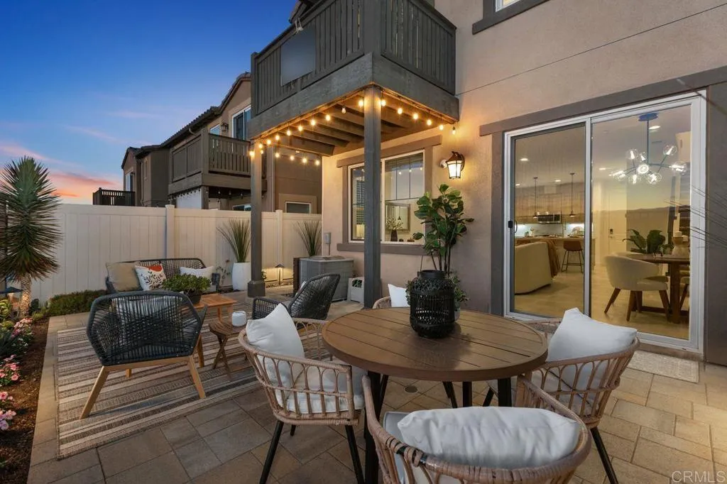https://cdn.realtyfeed.com/cdn/127/306755824/b66c336013c9c5fc1979ce7ffaef20b9.webp