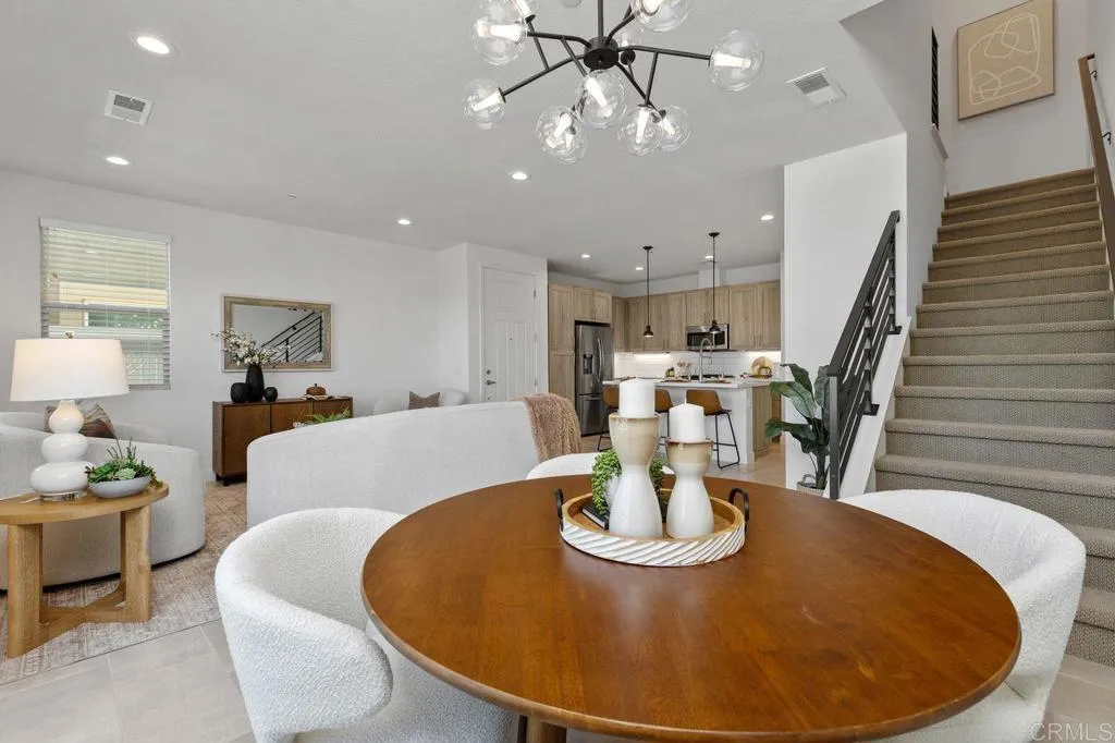 https://cdn.realtyfeed.com/cdn/127/306755824/d413eabaf2ce9cba9b6ea6e586253548.webp