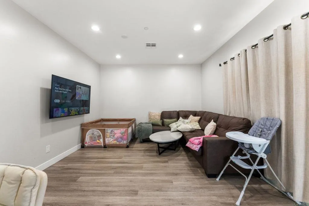 https://cdn.realtyfeed.com/cdn/127/306755828/08538333d2a7158c39f7b24f63582fb1.webp