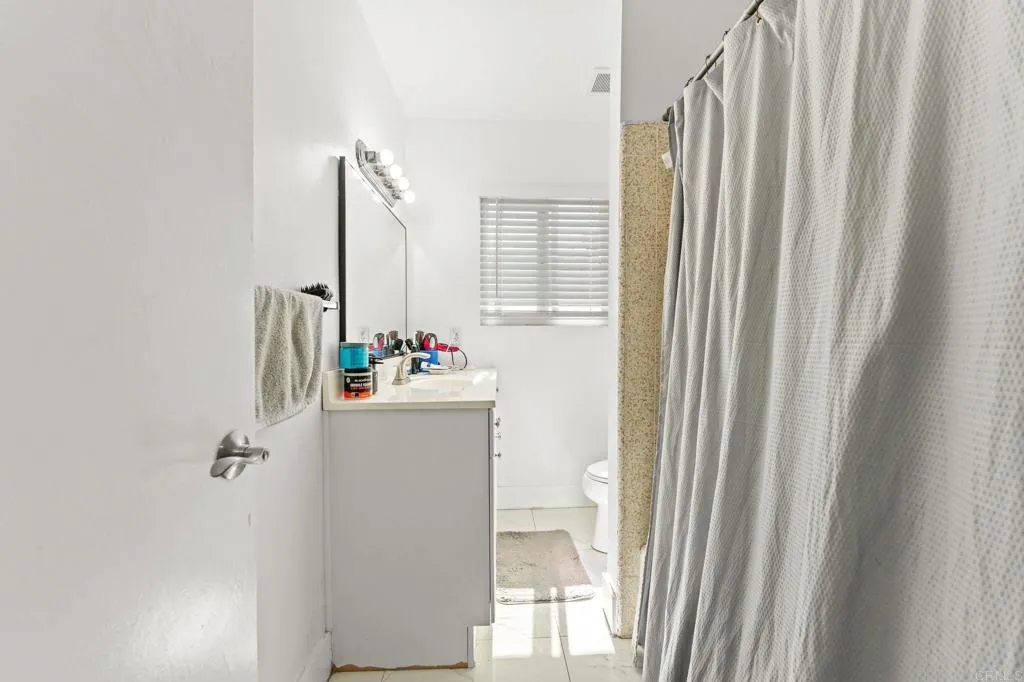 https://cdn.realtyfeed.com/cdn/127/306755828/552520b4c19bfddbb129d62ad57c13df.webp