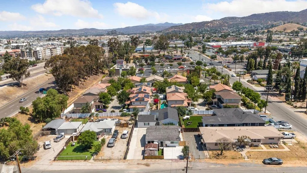 https://cdn.realtyfeed.com/cdn/127/306755828/a7712c02af2c82c80c6423c36be15464.webp