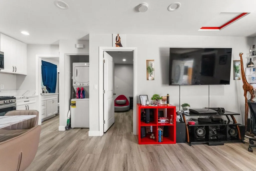 https://cdn.realtyfeed.com/cdn/127/306755828/d43a89f0e2501b529bb28a2a902699d4.webp