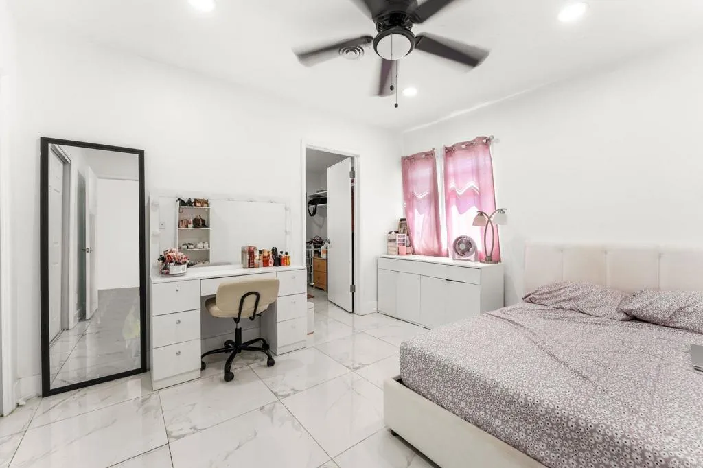 https://cdn.realtyfeed.com/cdn/127/306755828/e98cfd8ae34a83e9b2c8ae7c6a8c823c.webp