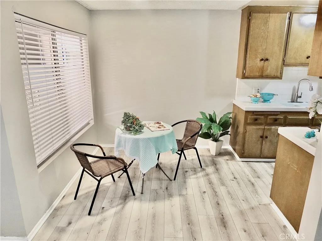 545 Chestnut Avenue Unit 203, Long Beach, CA 90802 - Photo 3 of 20, Long Beach, CA