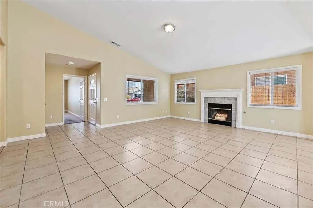 14336 Caroline, Adelanto, CA 92301 - Photo 5 of 18, Adelanto, CA
