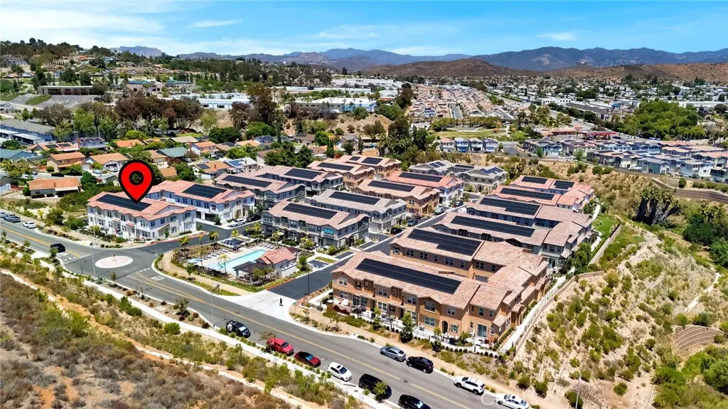 https://cdn.realtyfeed.com/cdn/127/306755861/8e50ab26c64e73441be46b4fc32e2126.webp