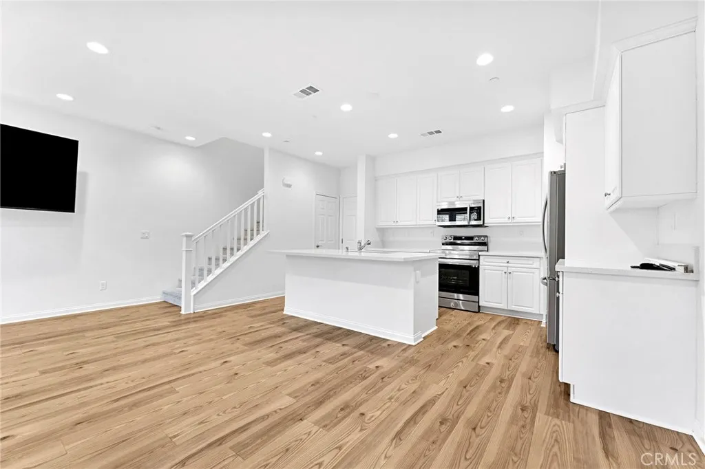 10765 Graphite St, Spring Valley, CA 91977 - Photo 5 of 30, Spring Valley, CA