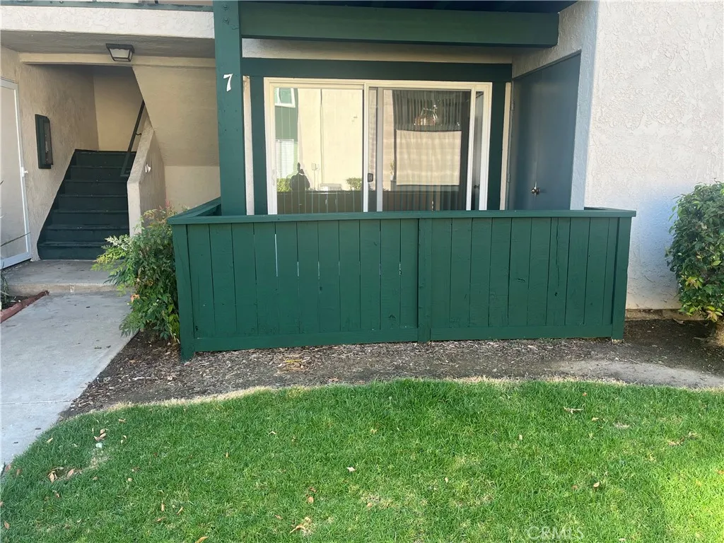 23280 Orange Avenue Unit 7, Lake Forest, CA 92630 - Main photo, Lake Forest, CA