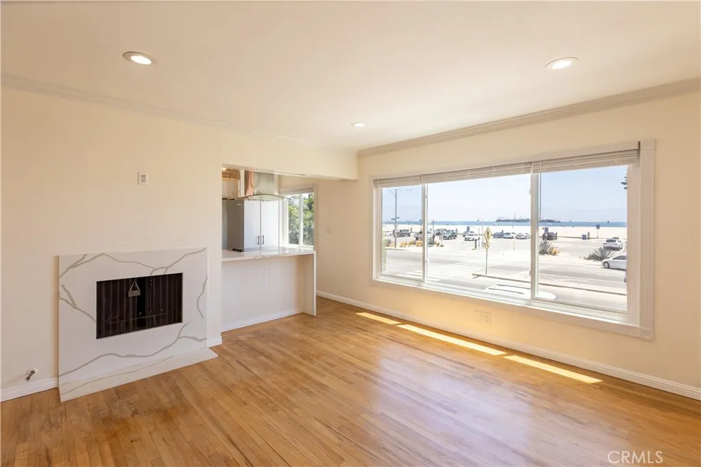 Long Beach, CA 90803