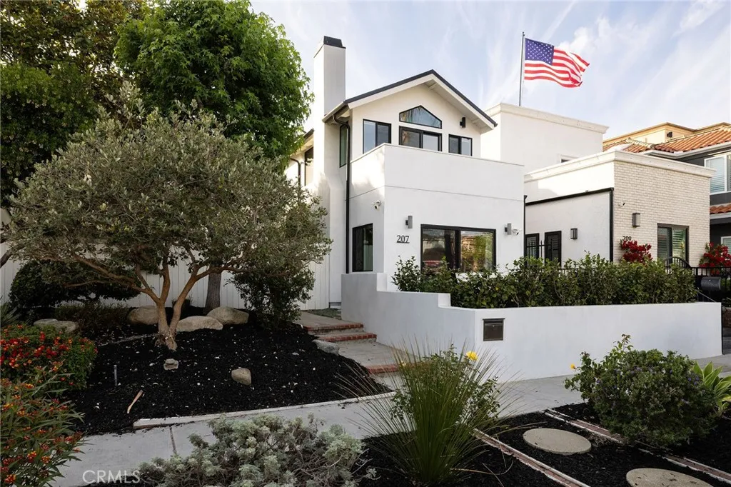 207 21st, Huntington Beach, CA 92648 - Main photo, Huntington Beach, CA