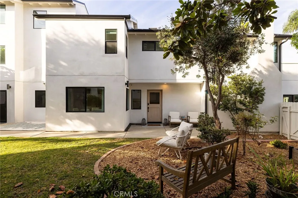 207 21st, Huntington Beach, CA 92648 - Photo 5 of 69, Huntington Beach, CA