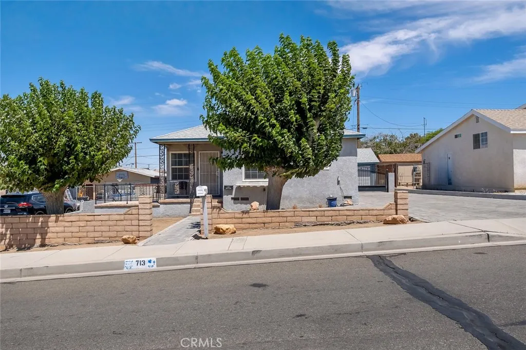 713 Mount Vernon, Barstow, CA 92311 - Photo 2 of 29, Barstow, CA