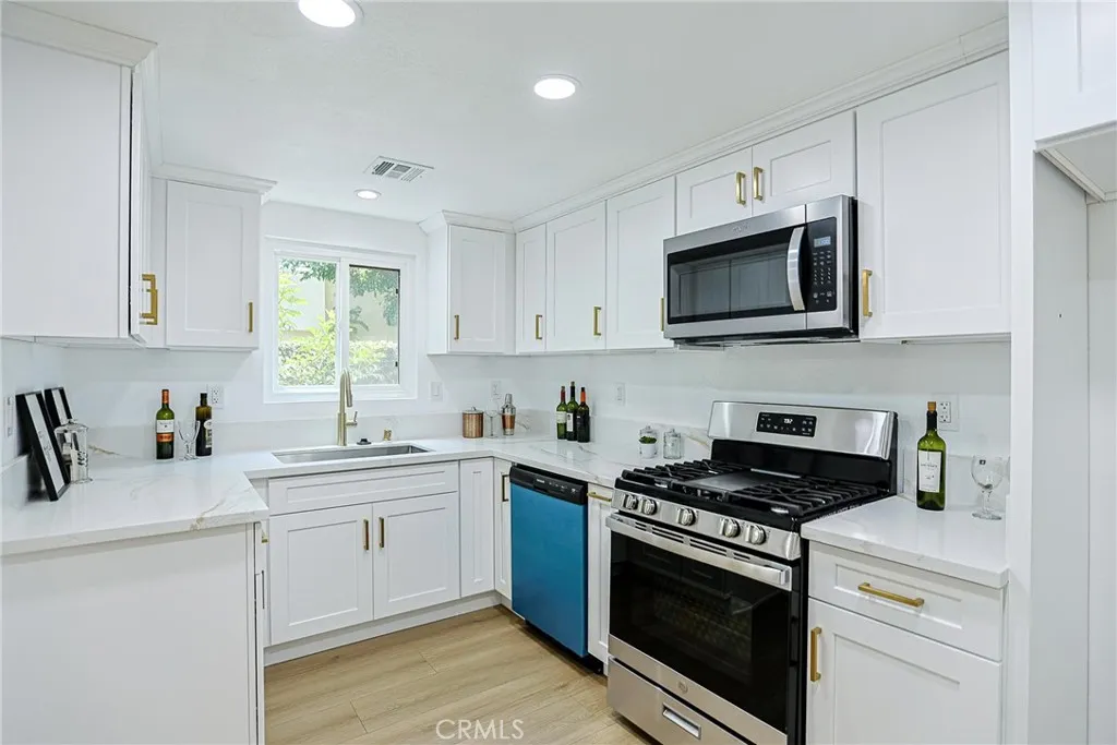 8860 La Salle Unit 4, Cypress, CA 90630 - Main photo, Cypress, CA