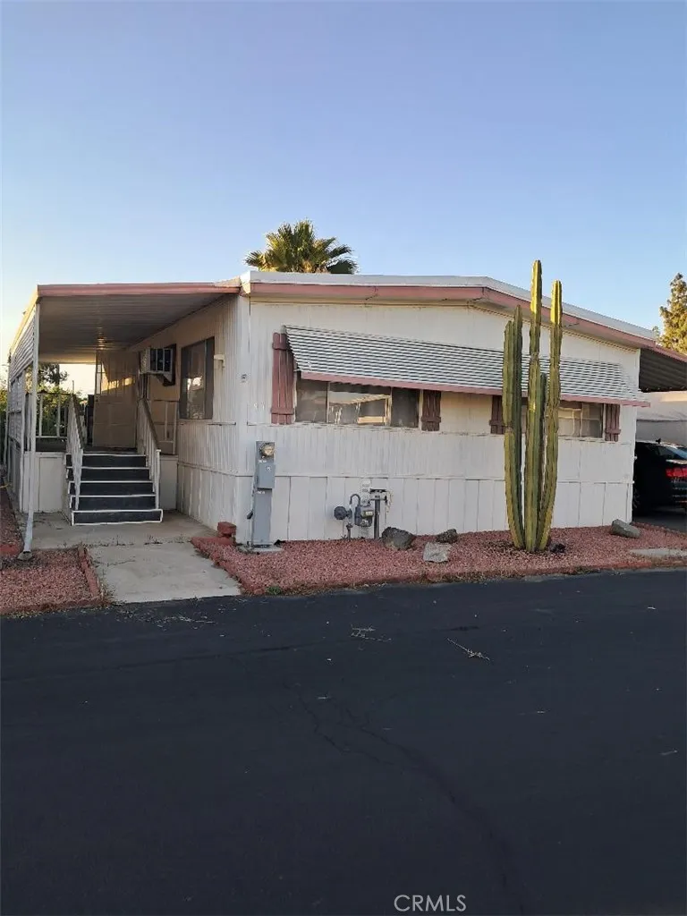 725 Thornton West Unit 97, Hemet, CA 92543 - Main photo, Hemet, CA