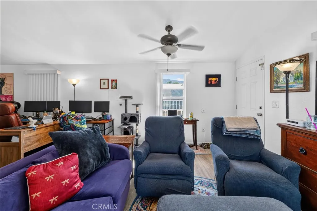 https://cdn.realtyfeed.com/cdn/127/306755974/0c96efae582b699e047d3dbe568b7e19.webp