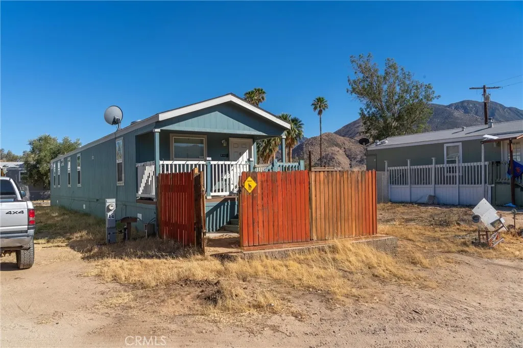 https://cdn.realtyfeed.com/cdn/127/306755974/960d72c021bc0e18e1338e11ea211364.webp