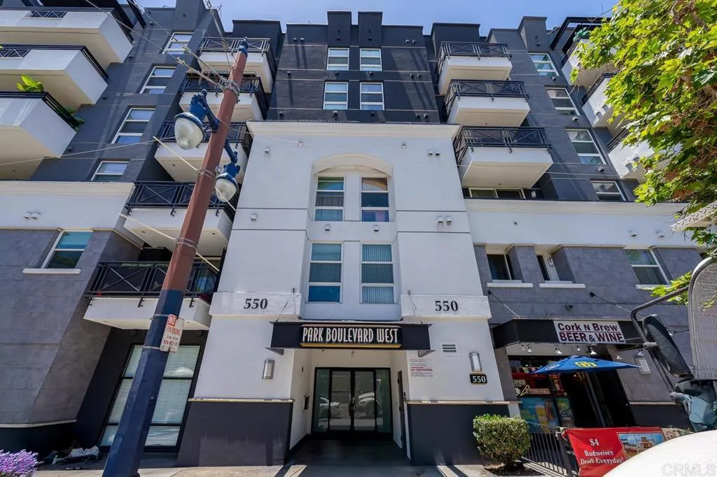 https://cdn.realtyfeed.com/cdn/127/306755982/8bd63bd29357a8d572abda9ef3ab87cb.webp
