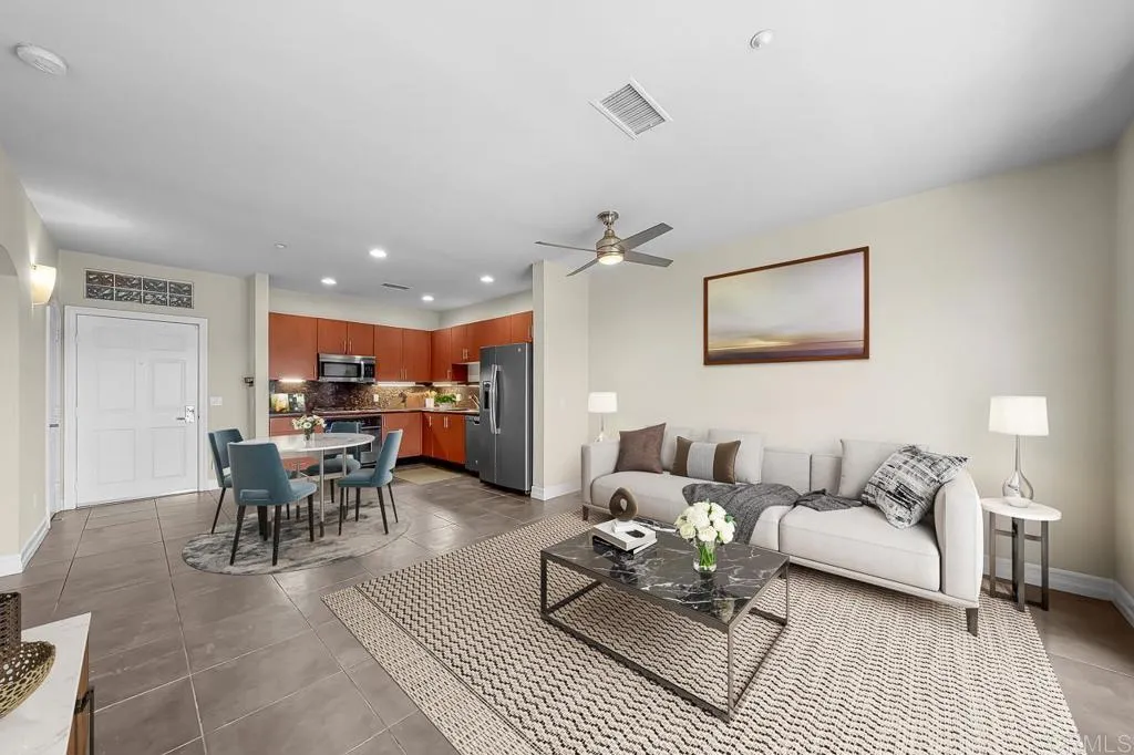 https://cdn.realtyfeed.com/cdn/127/306755982/cf530c6da5a4d7accf0e9d5d5669655d.webp