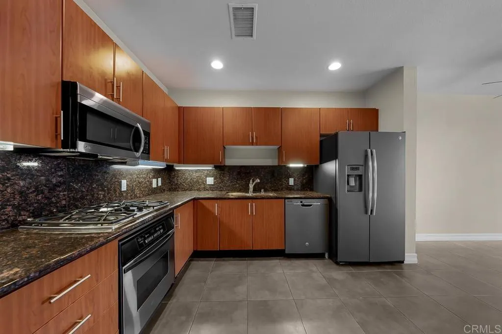 Photo #4: PTP2604942 Listing: Photo #4