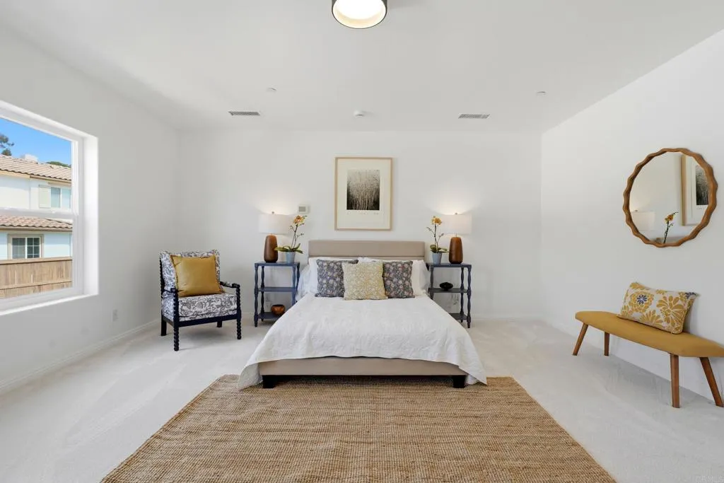 https://cdn.realtyfeed.com/cdn/127/306755983/1c12c87a3579cd79ca64ed2039832d81.webp