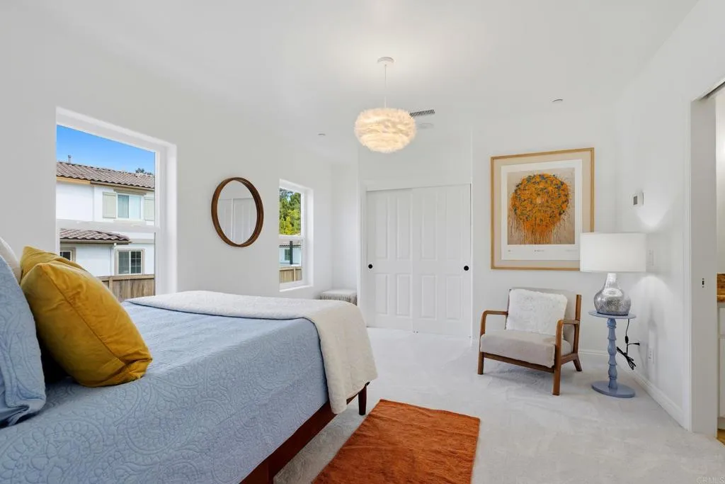 https://cdn.realtyfeed.com/cdn/127/306755983/437fbaf18f33b5ea766f1710c002debc.webp