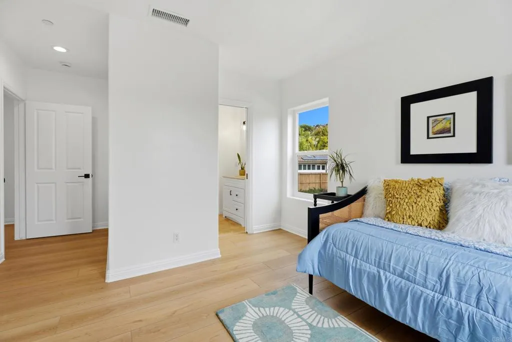 https://cdn.realtyfeed.com/cdn/127/306755983/588d7d404d0bcdf3854b9a8c6a78a5e9.webp