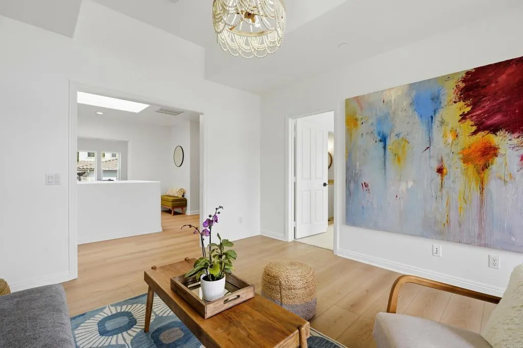 https://cdn.realtyfeed.com/cdn/127/306755983/5ff8e8e039295348f41e703590fa704c.webp