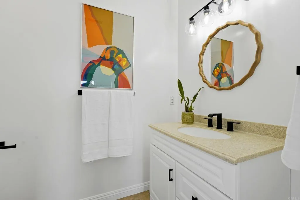 https://cdn.realtyfeed.com/cdn/127/306755983/8166f935d563b4528c1bcfe55906db29.webp