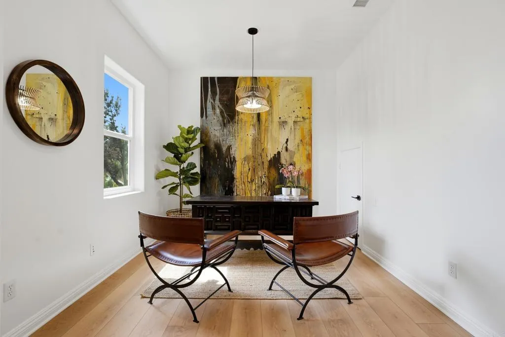 https://cdn.realtyfeed.com/cdn/127/306755983/9614b38be88cb0d5e3e881866a70a2d2.webp