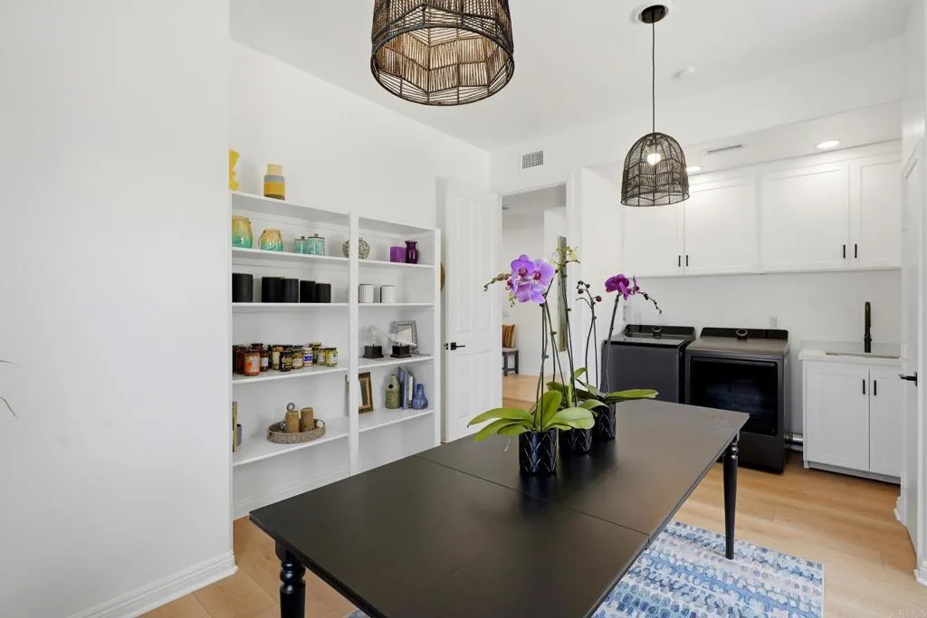 https://cdn.realtyfeed.com/cdn/127/306755983/a8c817b9ff76bcad8826d10b2fdf0c8b.webp