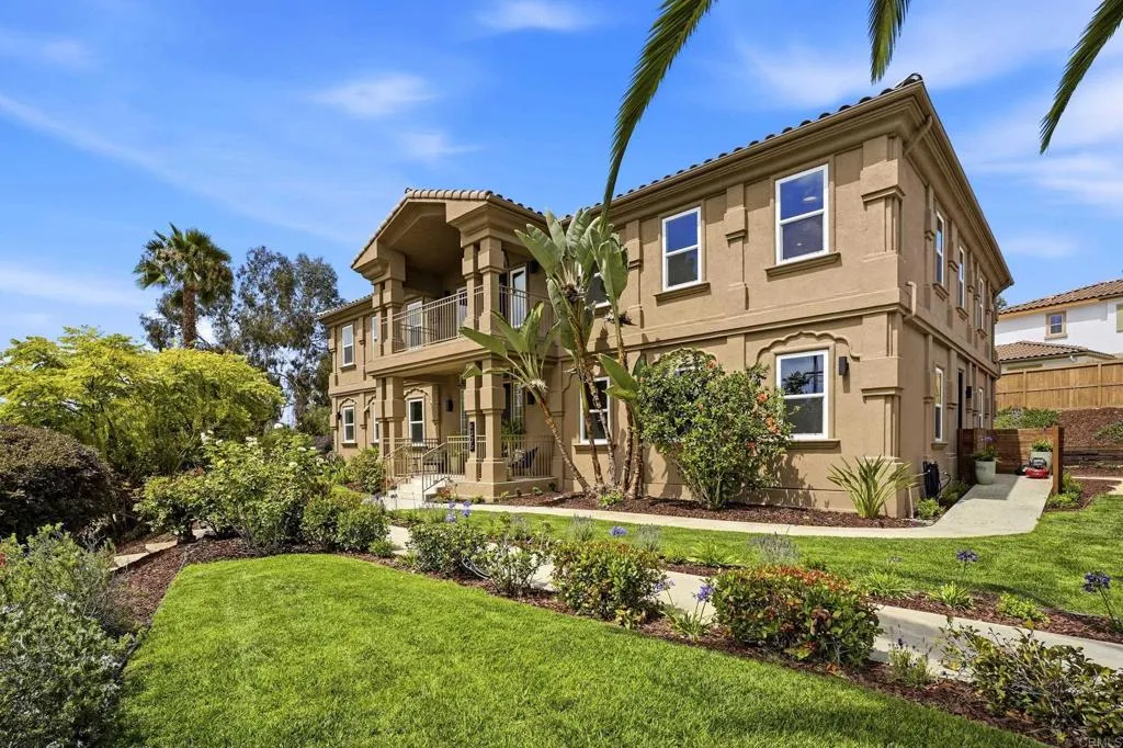4305 Manchester Avenue, Encinitas, CA 92024 - Main photo, Encinitas, CA