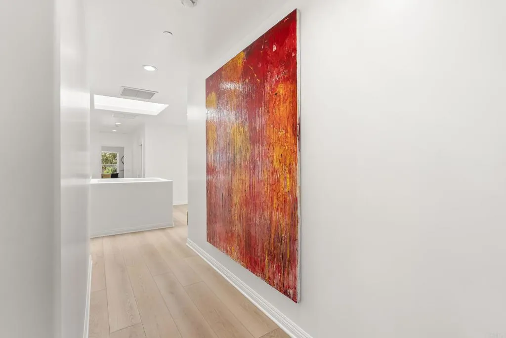 https://cdn.realtyfeed.com/cdn/127/306755983/ba59ef0c0775d9ca0672ad29cc8d5411.webp