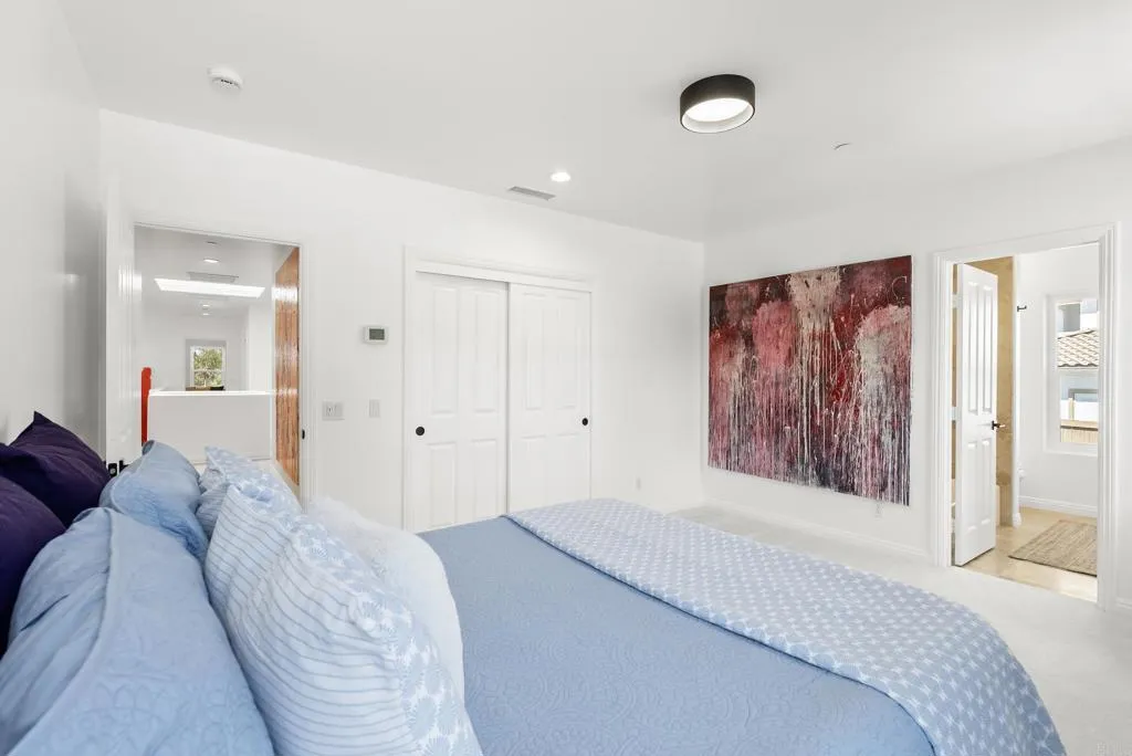 https://cdn.realtyfeed.com/cdn/127/306755983/d8a11a84384e4d08405d0ffcb8bb534e.webp
