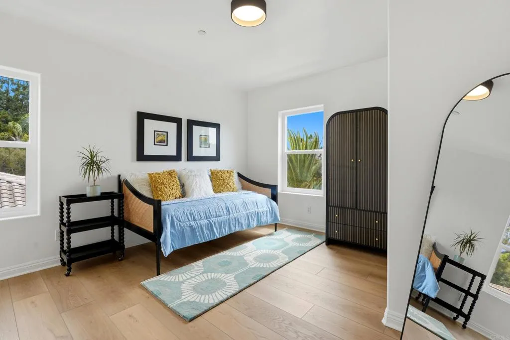 https://cdn.realtyfeed.com/cdn/127/306755983/e706f2fbb910dee920ee3f17b03b99e5.webp