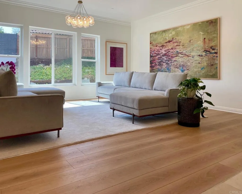 https://cdn.realtyfeed.com/cdn/127/306755983/fd67e4787afb79167b0b771966dc07ad.webp
