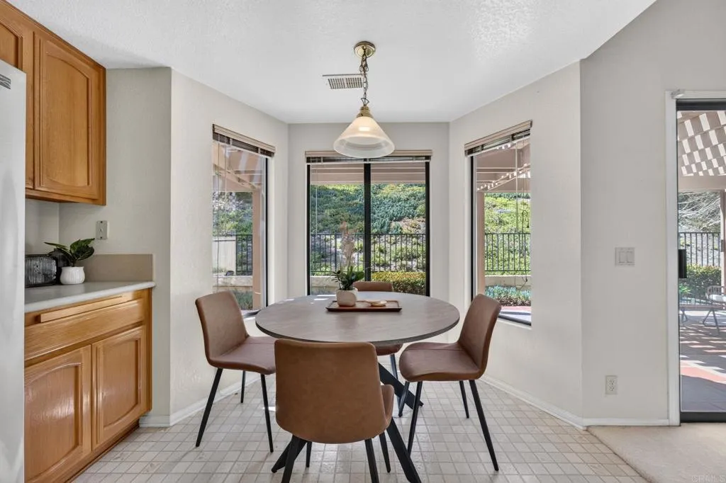 https://cdn.realtyfeed.com/cdn/127/306755986/1b2397ebeb3e00b196ab615e1dc7cbe3.webp