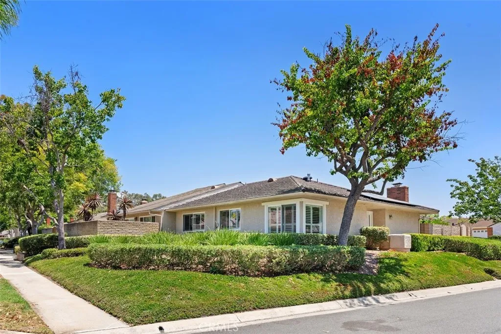17261 Citron, Irvine, CA 92612 - Photo 2 of 52, Irvine, CA