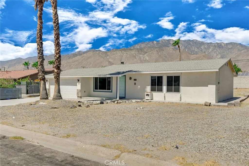 2297 Nicola West, Palm Springs, CA 92262 - Photo 3 of 29, Palm Springs, CA