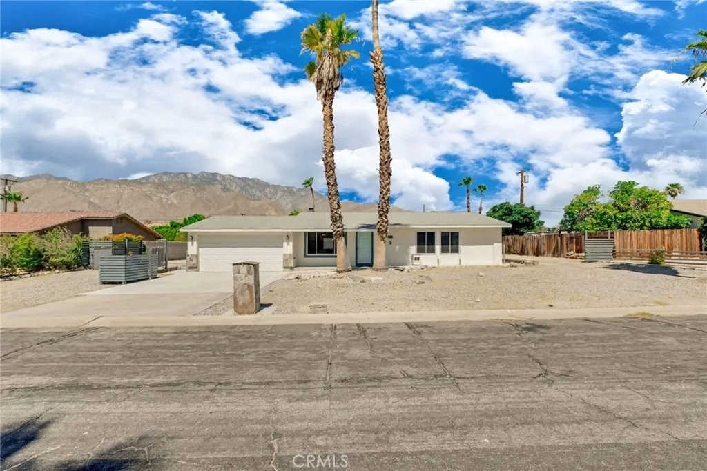 2297 Nicola West, Palm Springs, CA 92262 - Photo 4 of 29, Palm Springs, CA