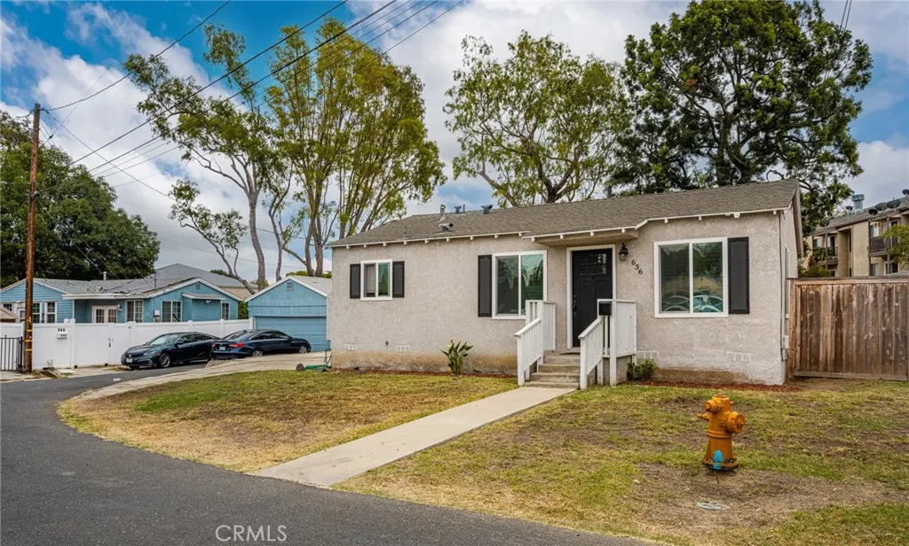 636 E Via Barola, Long Beach, CA 90805 - Photo 3 of 29, Long Beach, CA