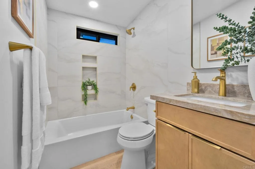 https://cdn.realtyfeed.com/cdn/127/306756034/b809661fdfd2f2b2addcc604aeee1c72.webp