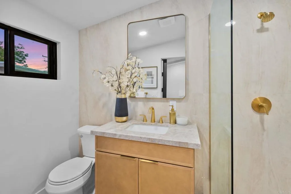 https://cdn.realtyfeed.com/cdn/127/306756034/f22429dc27499e97aaaa6467478049e7.webp