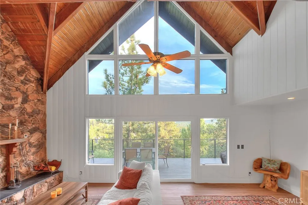 27723 Alpen, Lake Arrowhead, CA 92352 - Photo 3 of 34, Lake Arrowhead, CA
