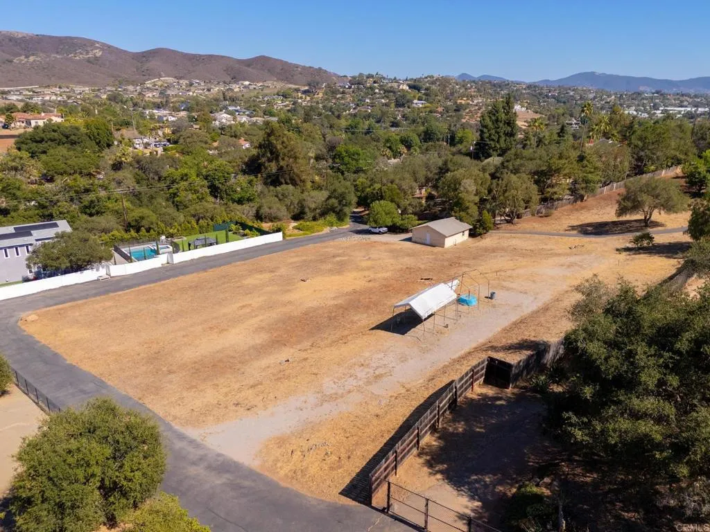 2260 Buena Creek, Vista, CA 92084 - Main photo, Vista, CA